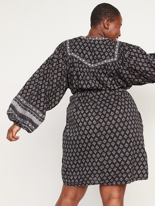 Image number 6 showing, Oversized Long-Sleeve Printed Swing Dress for Women