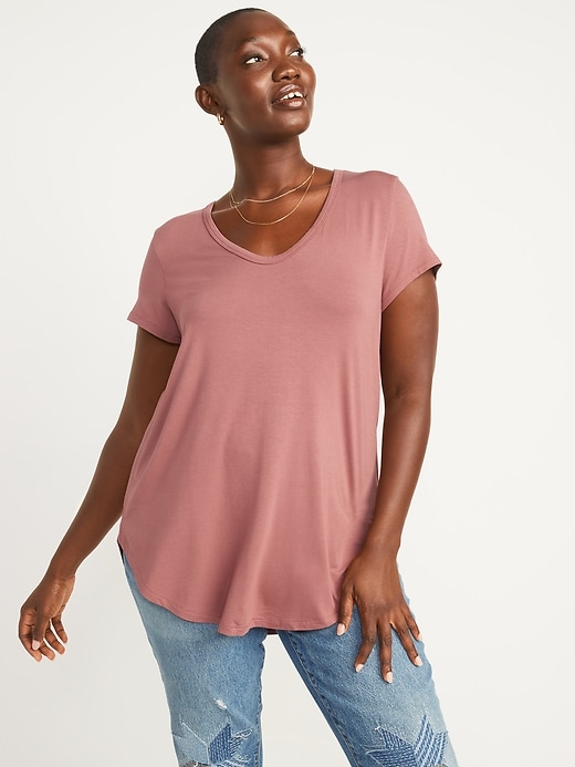 Old Navy Short-Sleeve Luxe Voop-Neck Tunic T-shirt for Women. 1