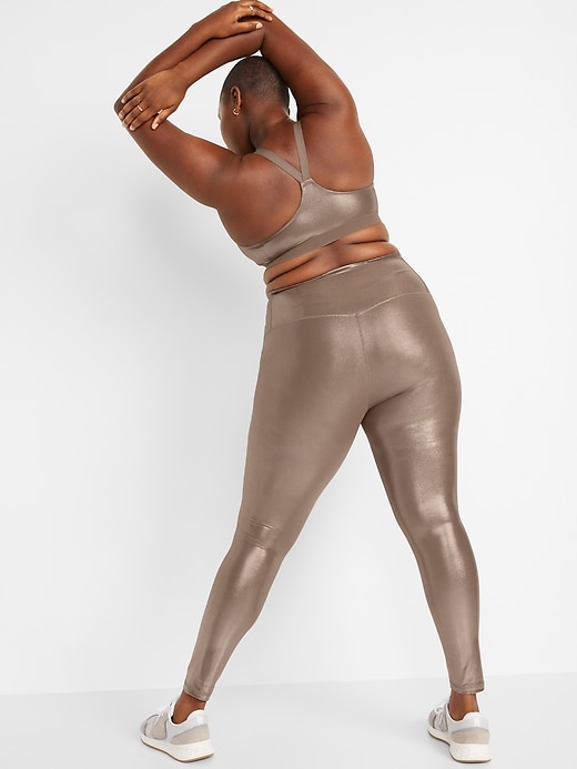 Image number 8 showing, Extra High-Waisted PowerSoft Hidden-Pocket Leggings for Women 