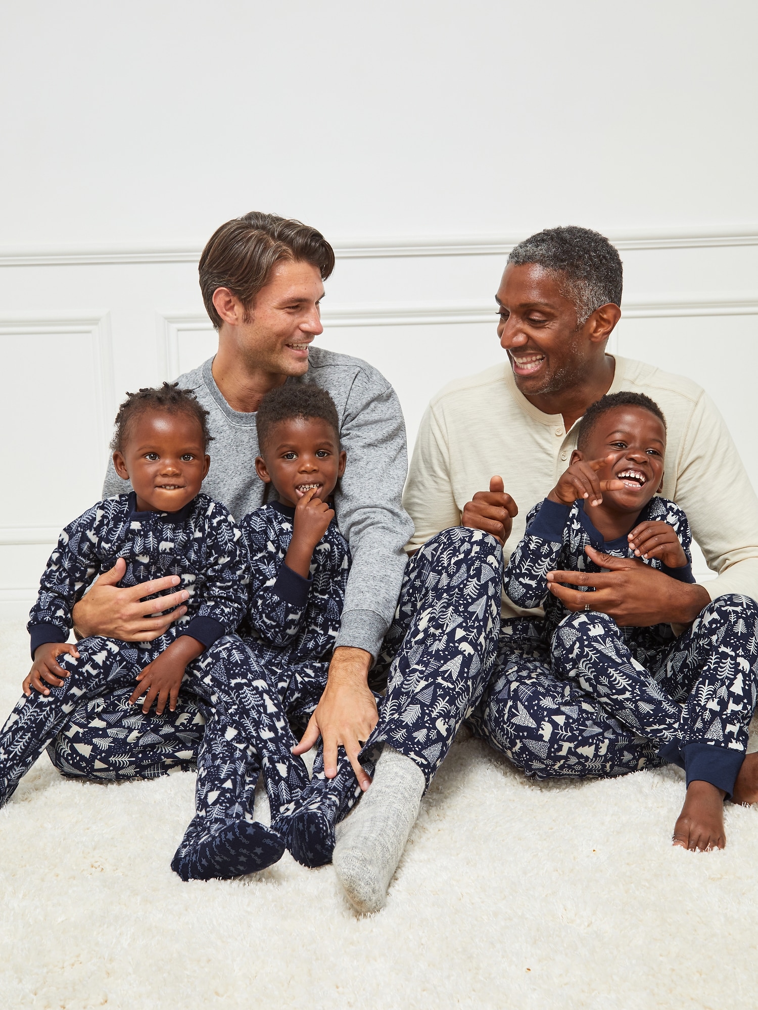 Matching Holiday Graphic Gender-Neutral Snug-Fit Pajama Set for Kids