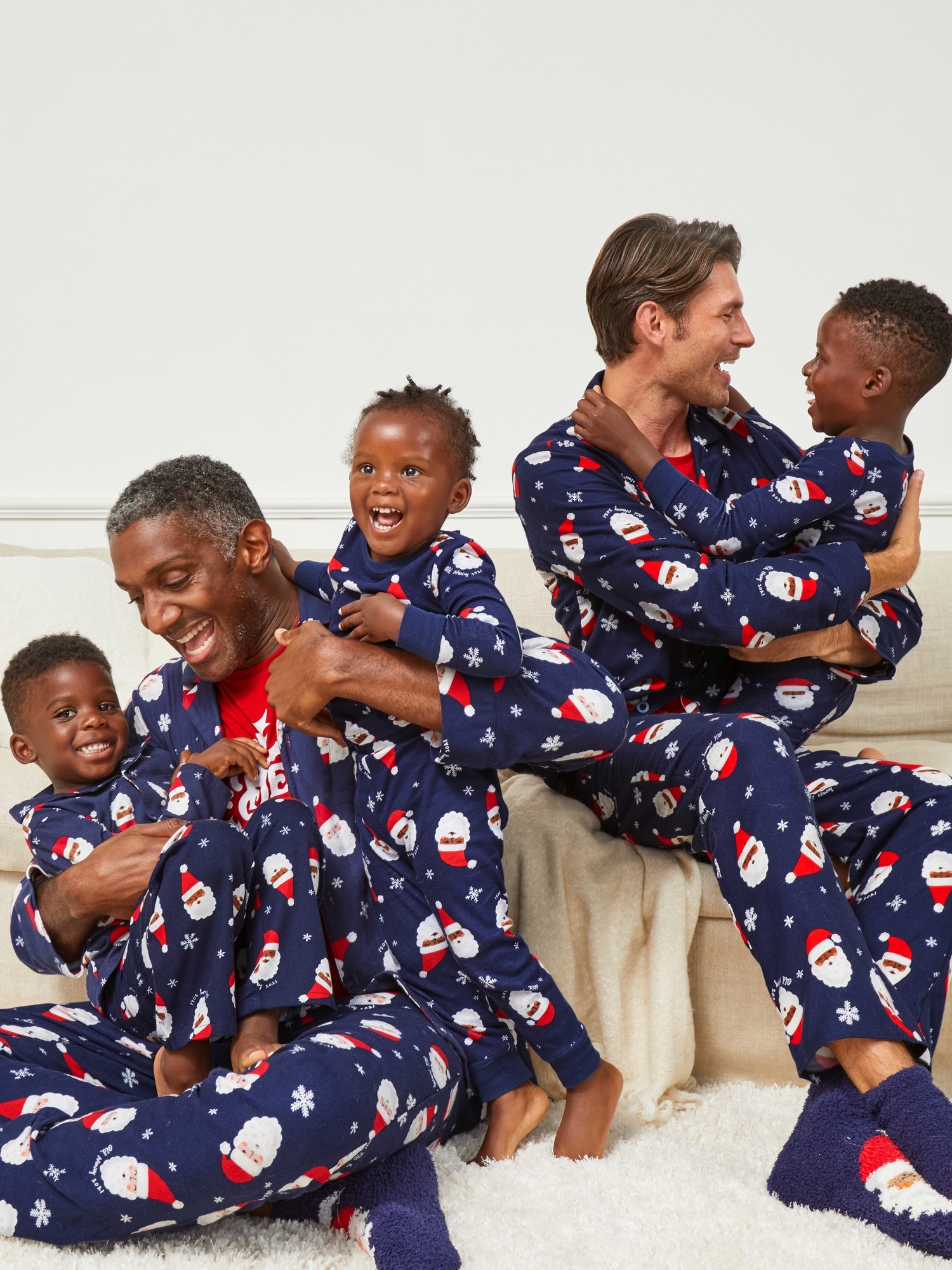 GenderNeutral Matching Santa Claus SnugFit Pajama Set For Kids Old Navy
