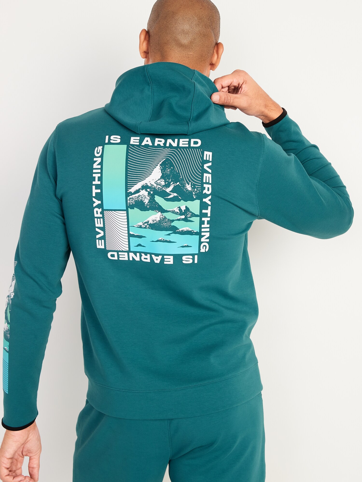 Dynamic Fleece Graphic Pullover Hoodie for Men Old Navy