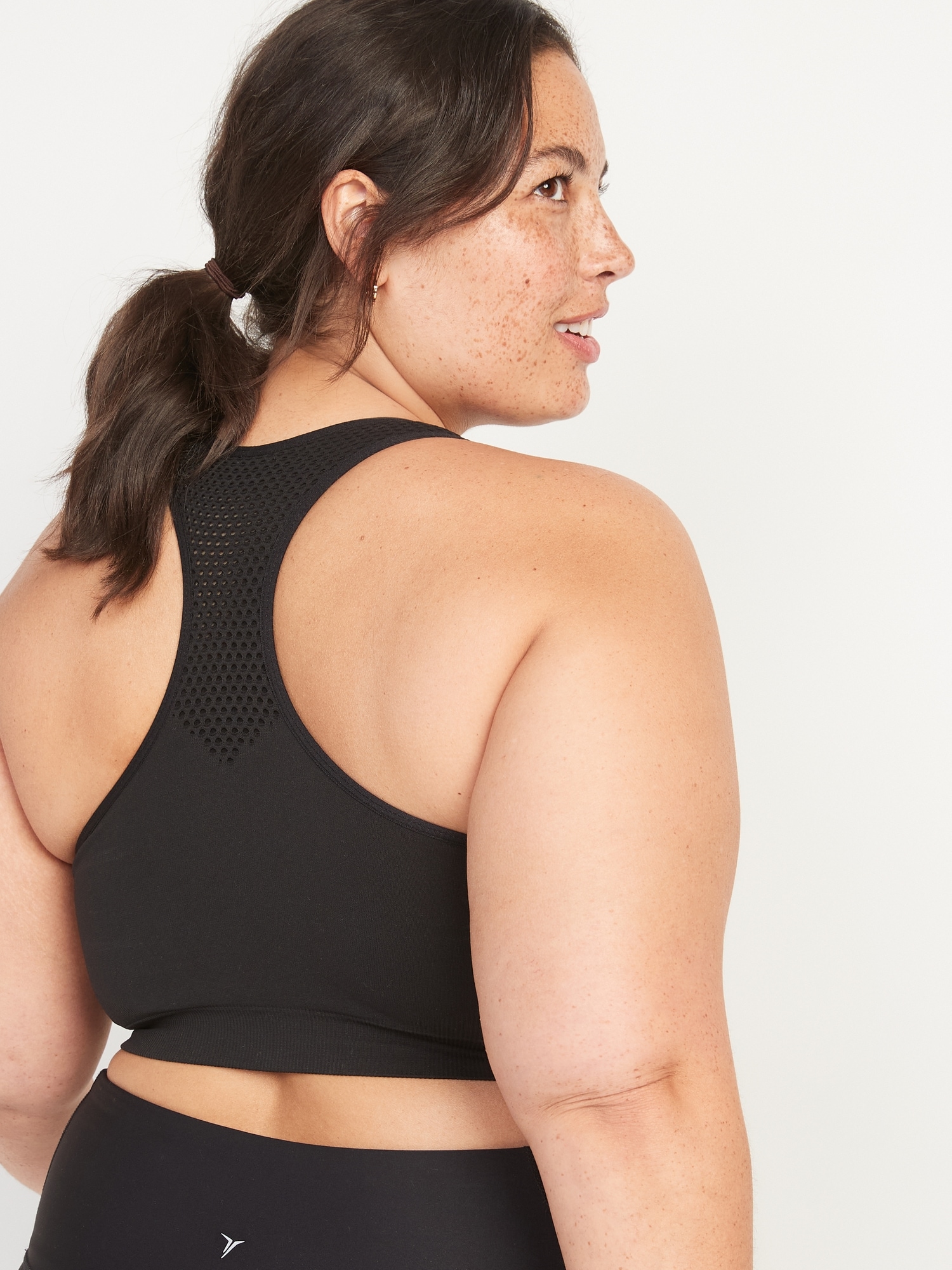 Save Over 77% Off Size-Inclusive Sports Bras at Nordstrom, Old Navy, Athleta  and More