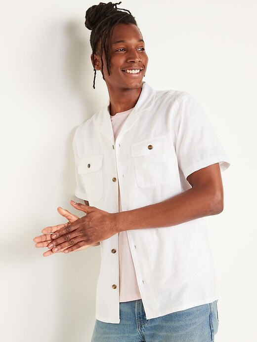 Old Navy Relaxed-Fit Linen-Blend Short-Sleeve Camp Shirt for Men. 1 Old Navy Relaxed-Fit Linen-Blend Short-Sleeve Camp Shirt for Men. 1