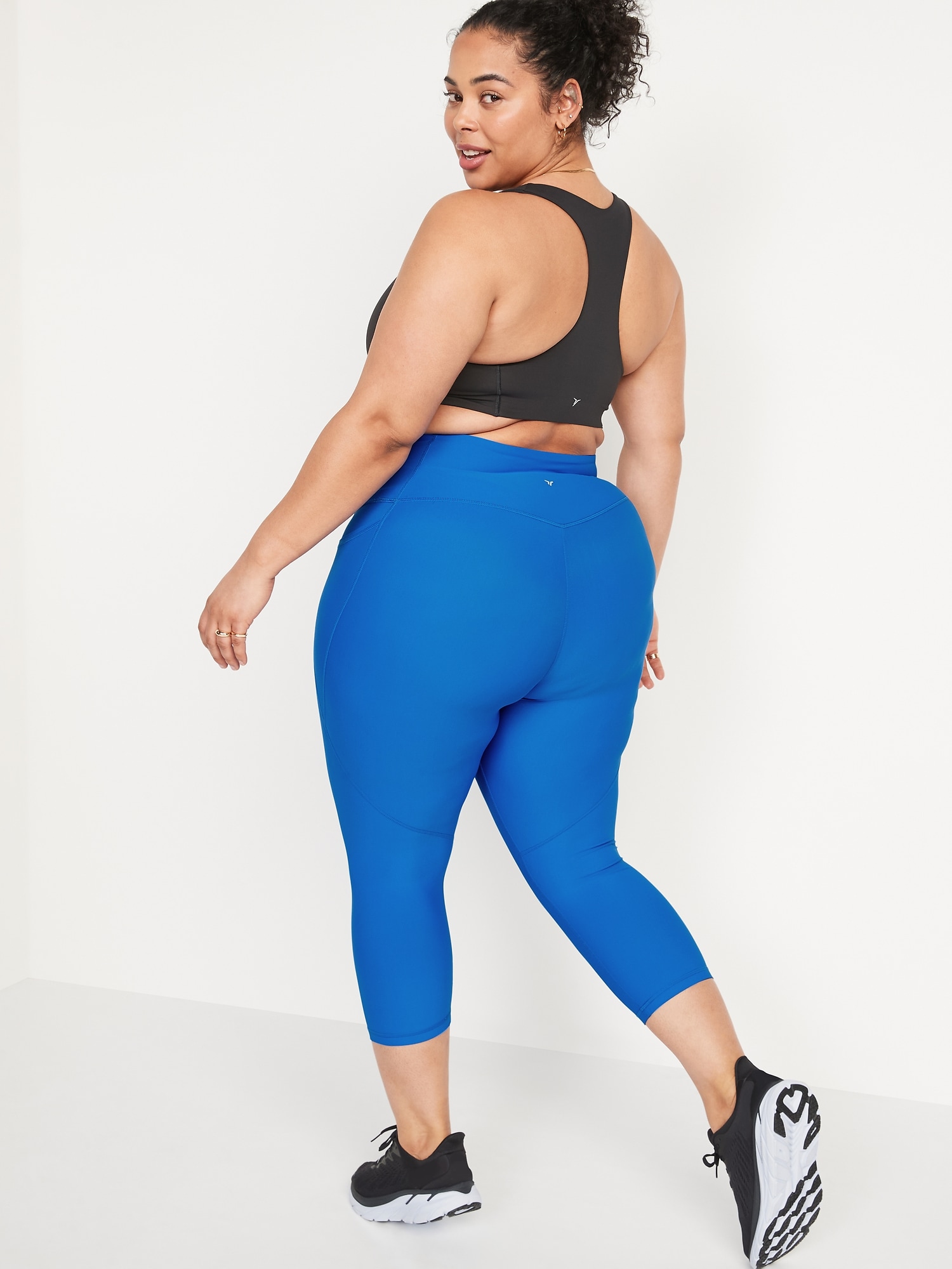 Plus Size Crop Leggings With Pockets