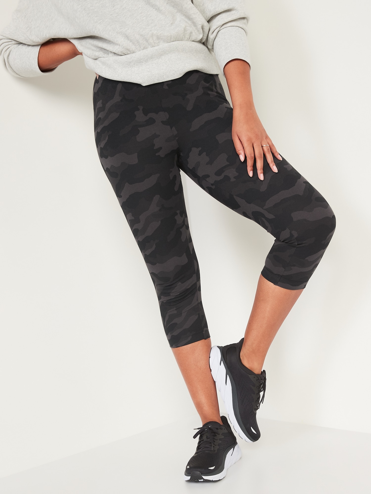 cropped navy leggings