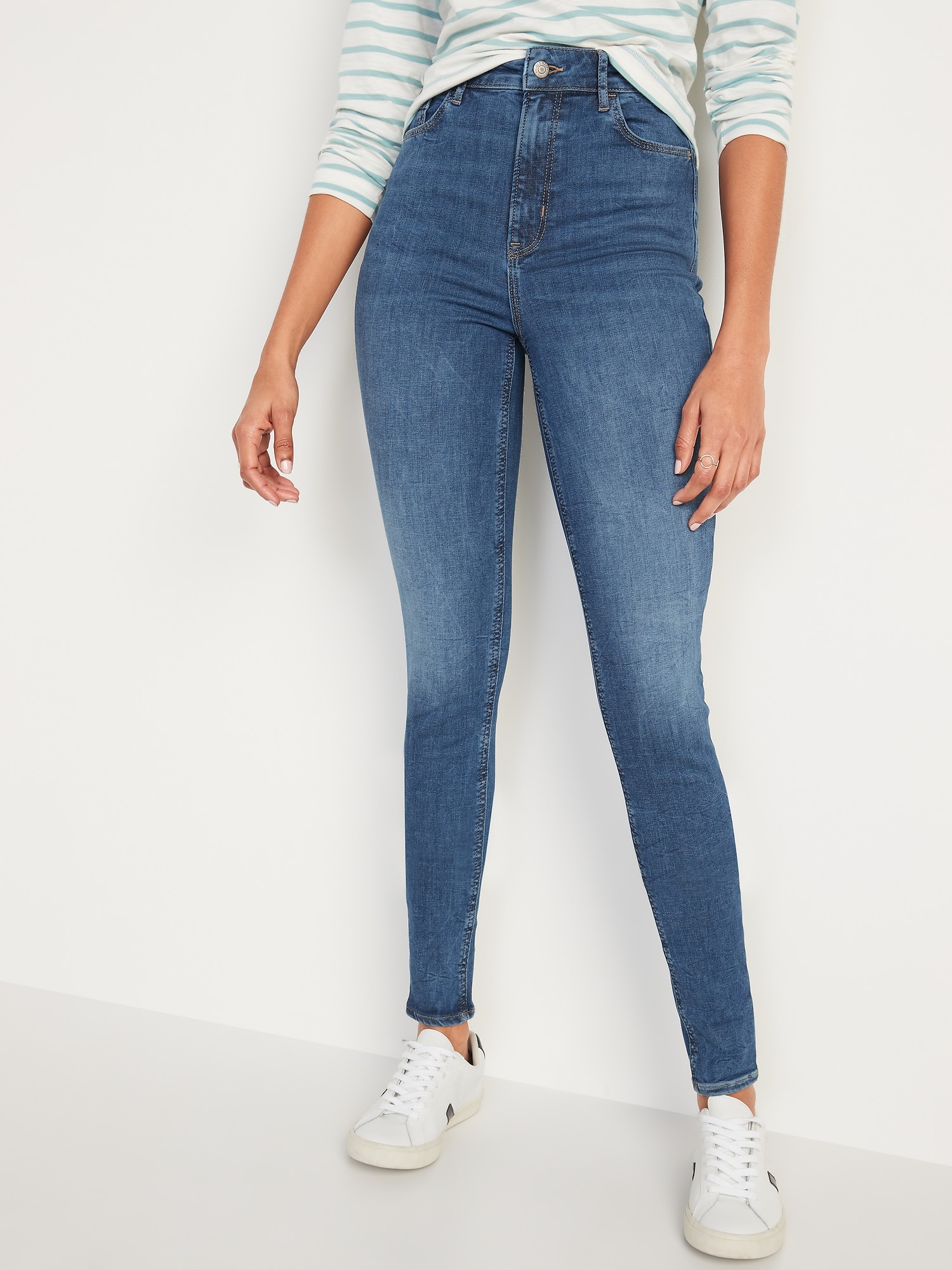 FitsYou 3-Sizes-in-1 Extra High-Waisted Rockstar Super Skinny Jeans for  Women | Old Navy
