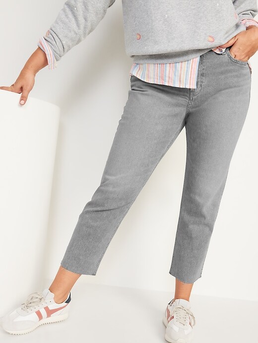 Image number 5 showing, Mid-Rise Gray-Wash Cut-Off Boyfriend Jeans for Women
