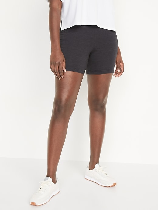 old navy 6 inch shorts