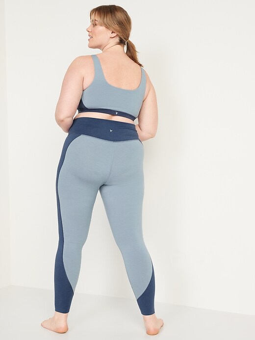Image number 8 showing, Extra High-Waisted PowerChill Two-Tone Compression Leggings for Women