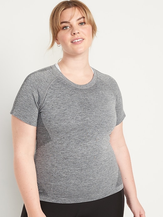 Image number 7 showing, Fitted Seamless Performance T-Shirt for Women