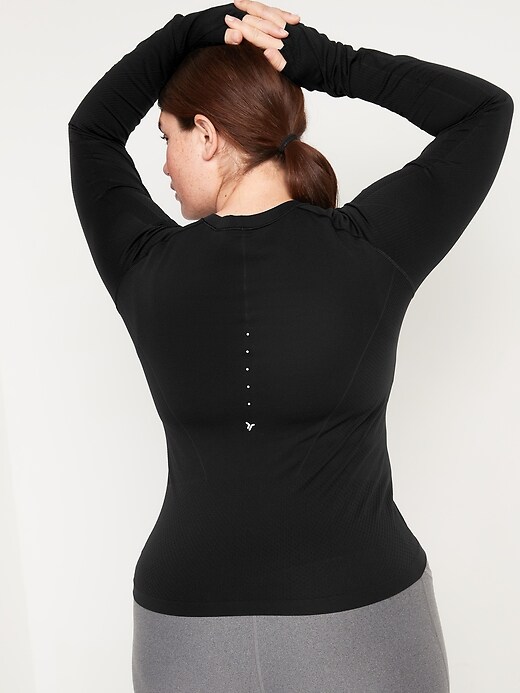 Women's Long Sleeve Workout Tops: Average savings of 51% at Sierra