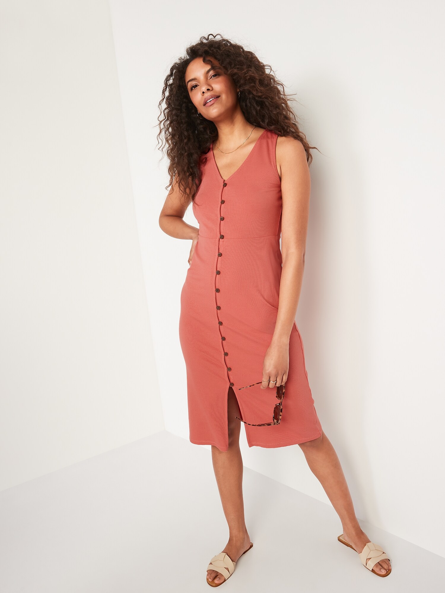 Fitted Sleeveless Rib-Knit Button-Front 