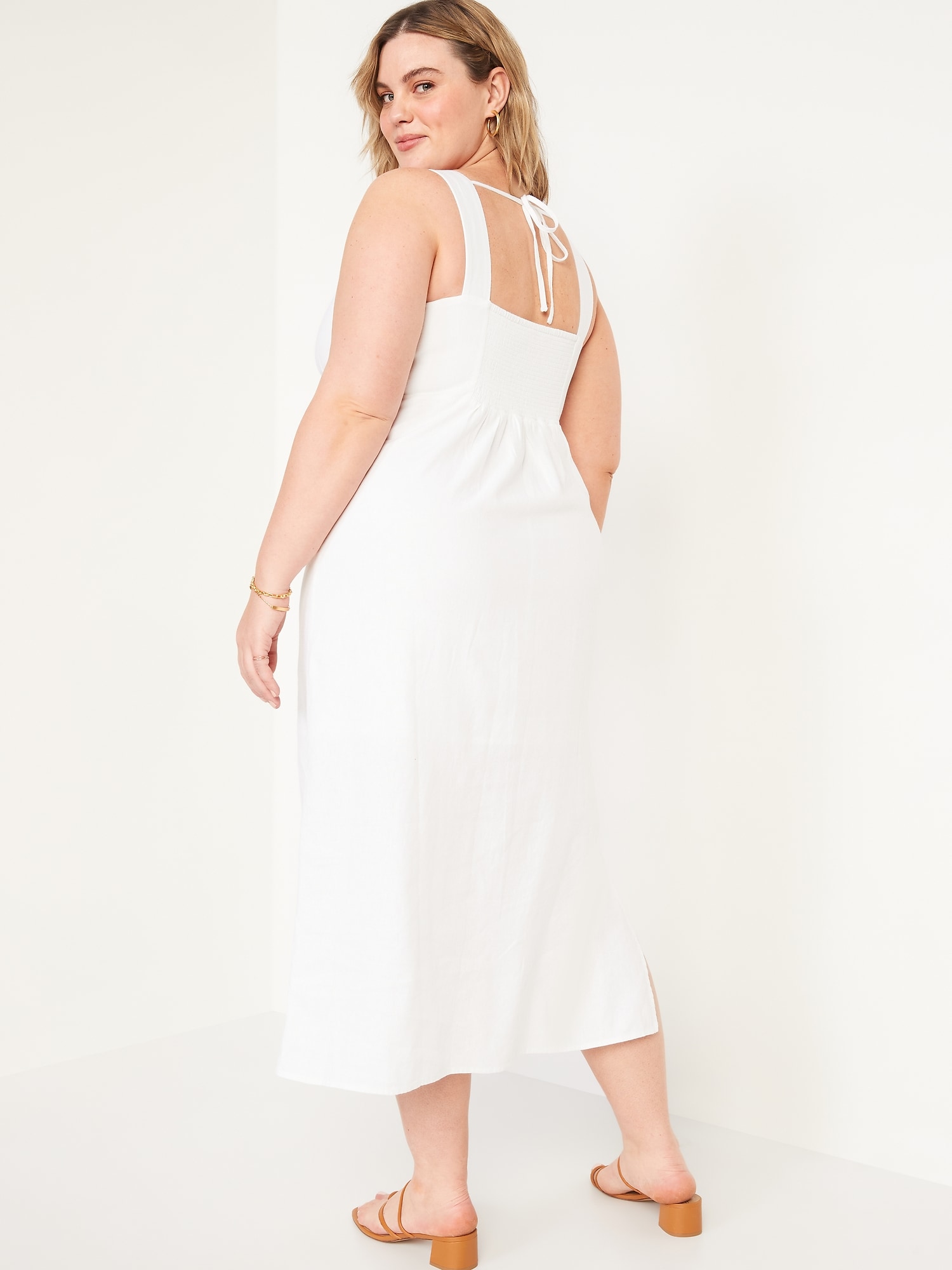 Ladies Sleeveless V Neck Dress - VDental