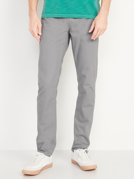L'image numéro 1 présente Pantalon étroit rigide à cinq poches en sergé non extensible pour Homme