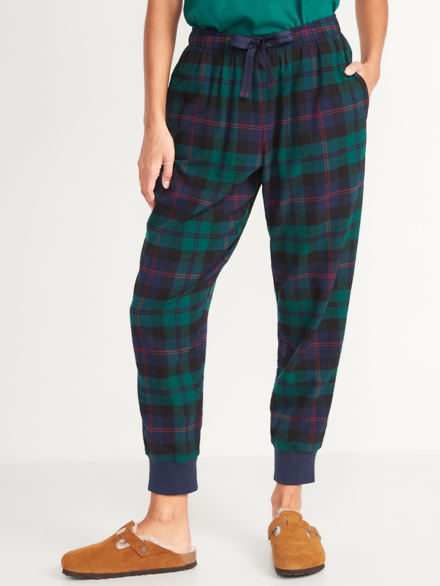 Old Navy Printed Flannel Jogger Pajama Pants for Women multi. 1