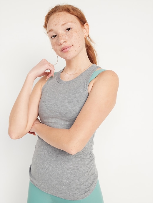 L'image numéro 1 présente Camisole UltraLite à dos nageur en tricot côtelé pour Femme