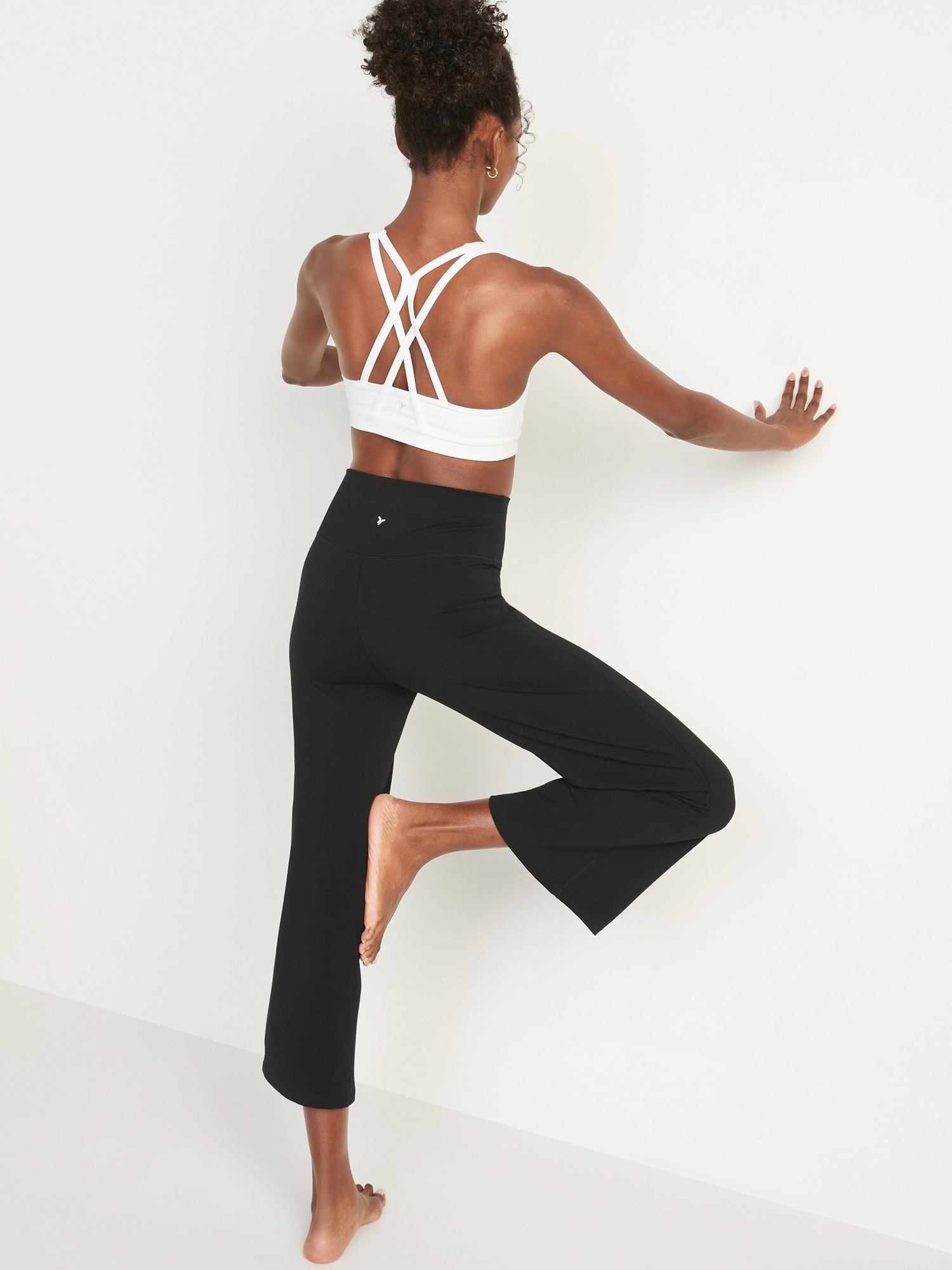 Extra High-Waisted PowerChill Cropped Wide-Leg Yoga Pants
