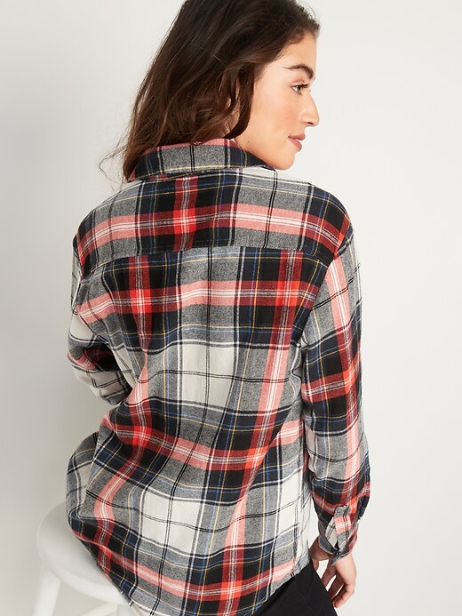 Image number 2 showing, Oversized Plaid Flannel Boyfriend Tunic Shirt for Women