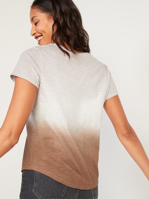L'image numéro 2 présente T-shirt à imprimé tout-aller en tricot grège pour femme