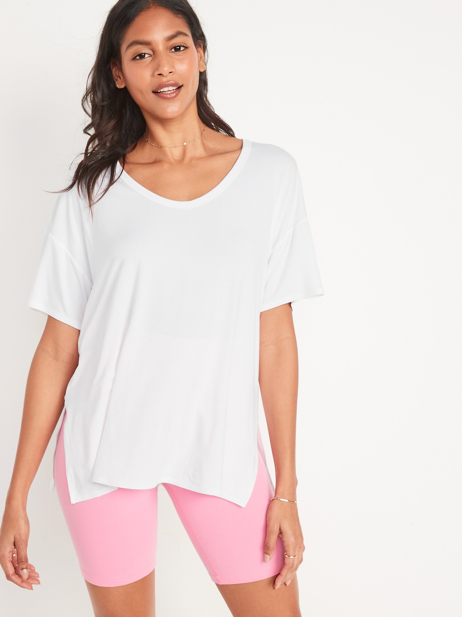 Old Navy Women's Oversized Luxe Voop-Neck Tunic T-Shirt White Lilies Regular Size M