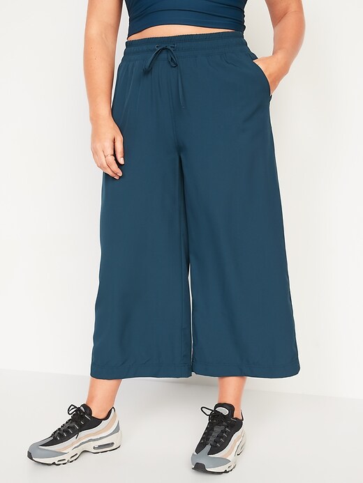 Image number 5 showing, Extra High-Waisted StretchTech Cropped Wide-Leg Pants