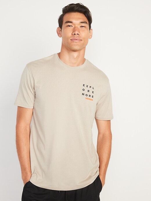 Voir une image plus grande du produit 1 de 1. T-shirt à imprimé Go-Dry Cool à contrôle des odeurs pour homme