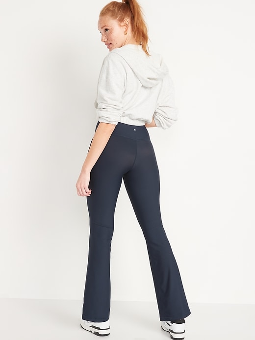 L'image numéro 8 présente Pantalon de compression semi-évasé étroit Powersoft taille haute pour Femme
