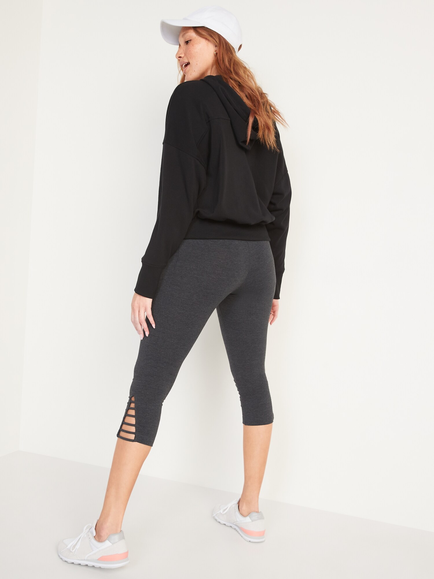 High-Waisted Cropped Lattice-Hem 
