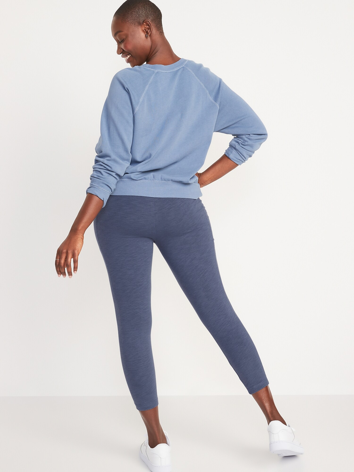 High-Waisted Side-Pocket 7/8-Length 