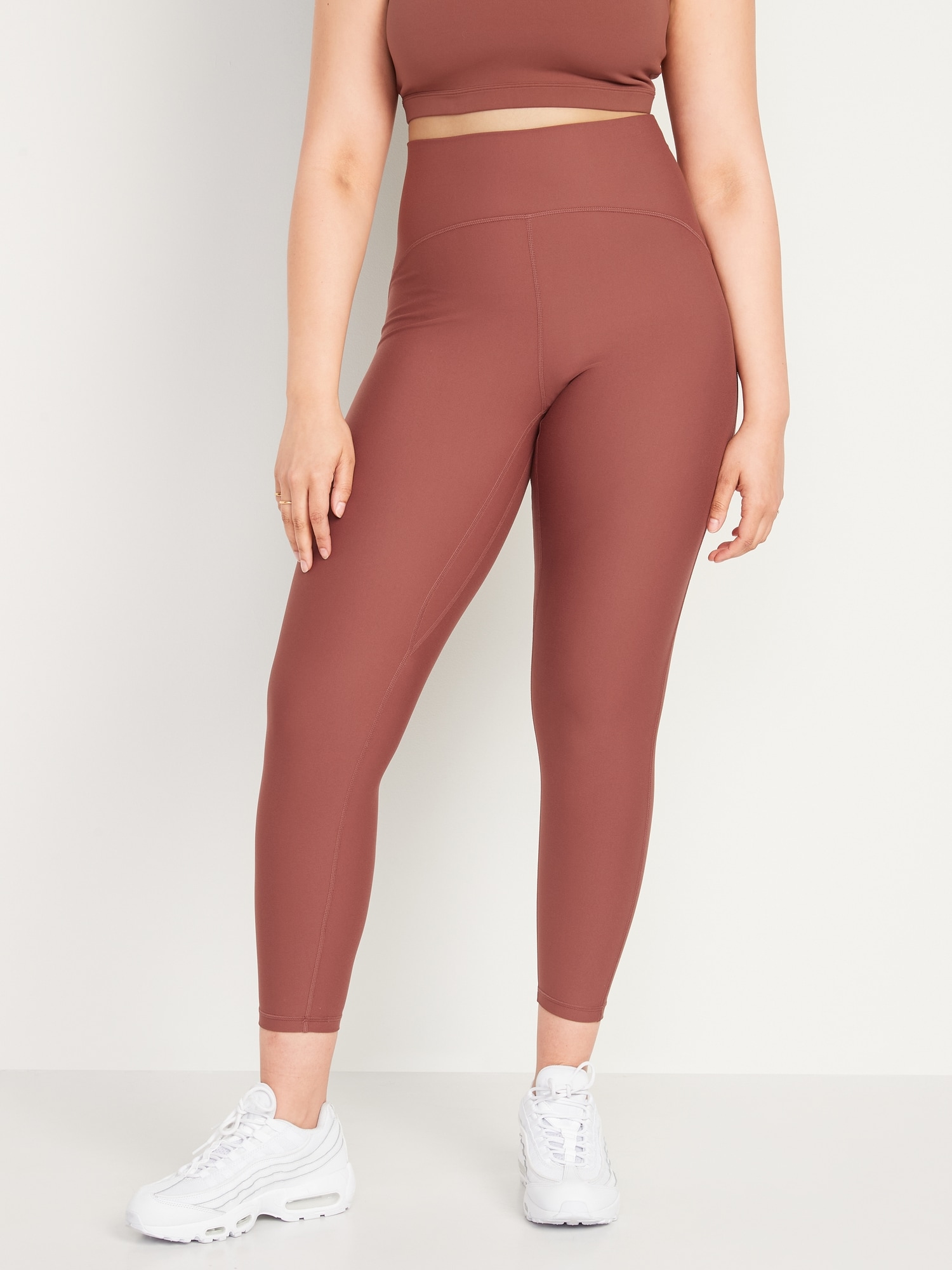 Extra High-Waisted PowerLite Lycra® ADAPTIV Cropped Leggings for