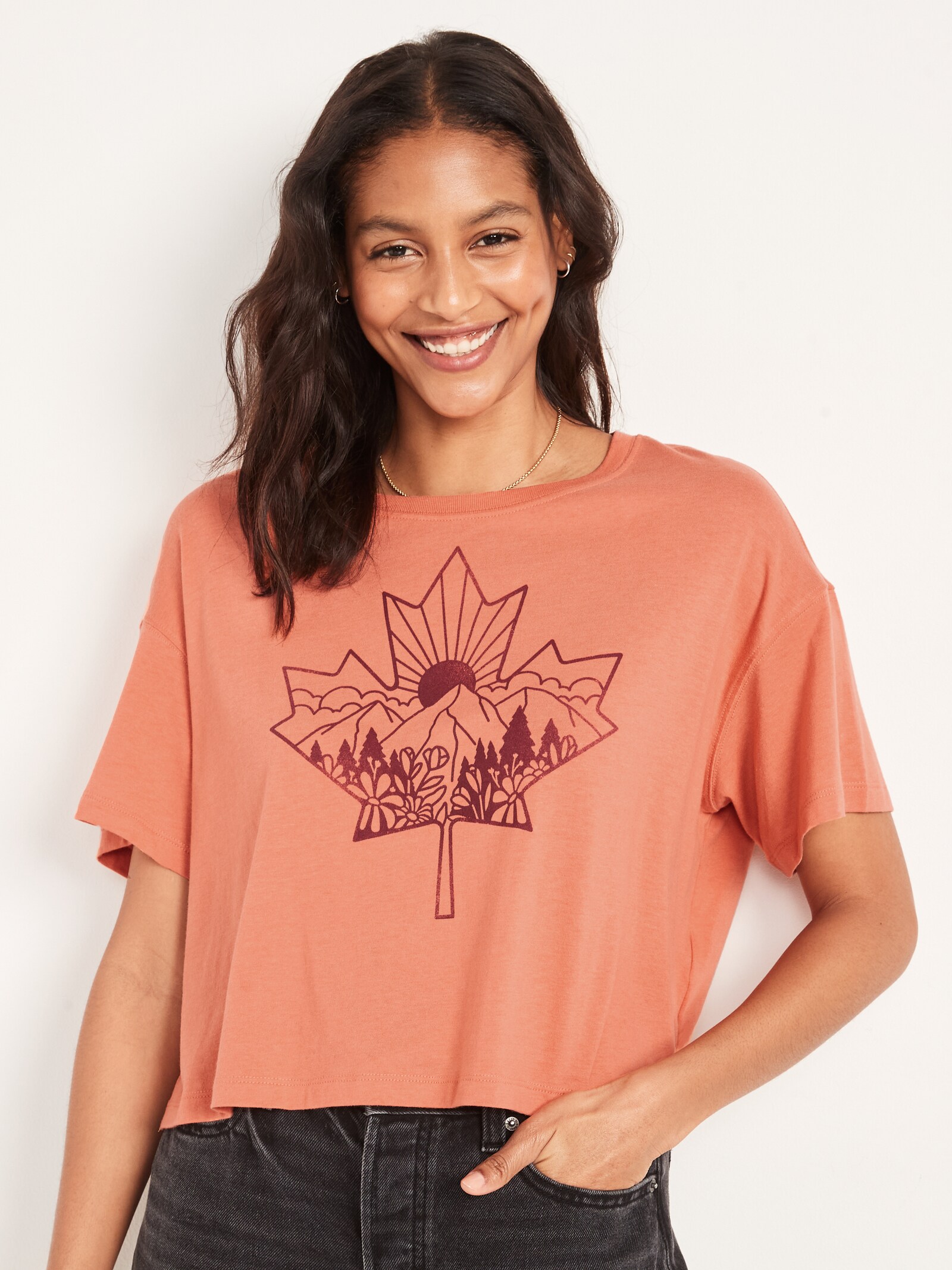 Oversized Canadiana-Graphic Cropped T 