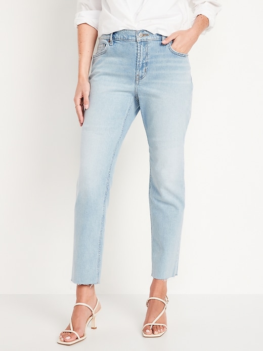 Image number 1 showing, Low-Rise Boyfriend Straight Cut-Off Jeans for Women