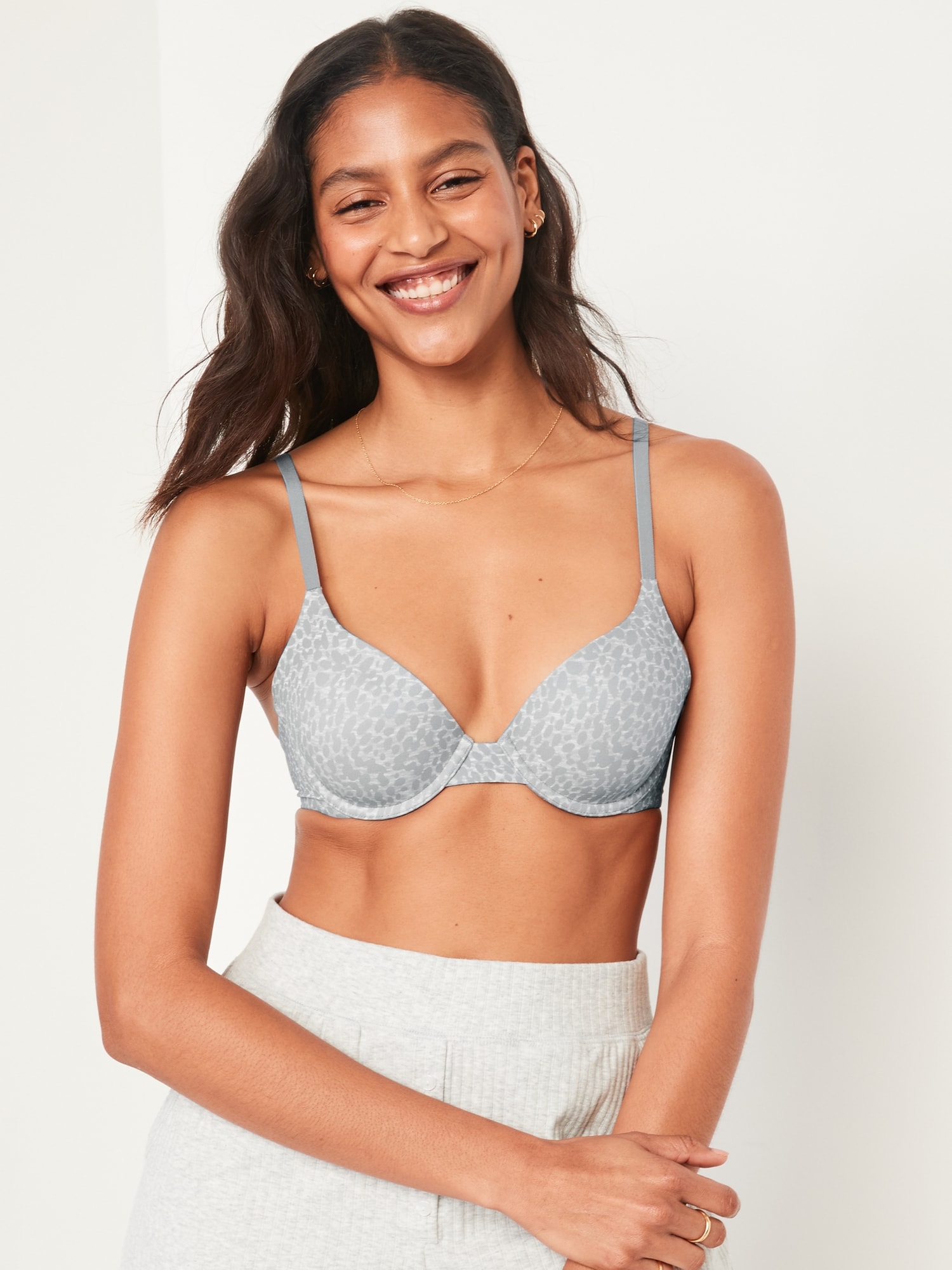 Old Navy Smoothing Full-Coverage Bra for Women multi. 1