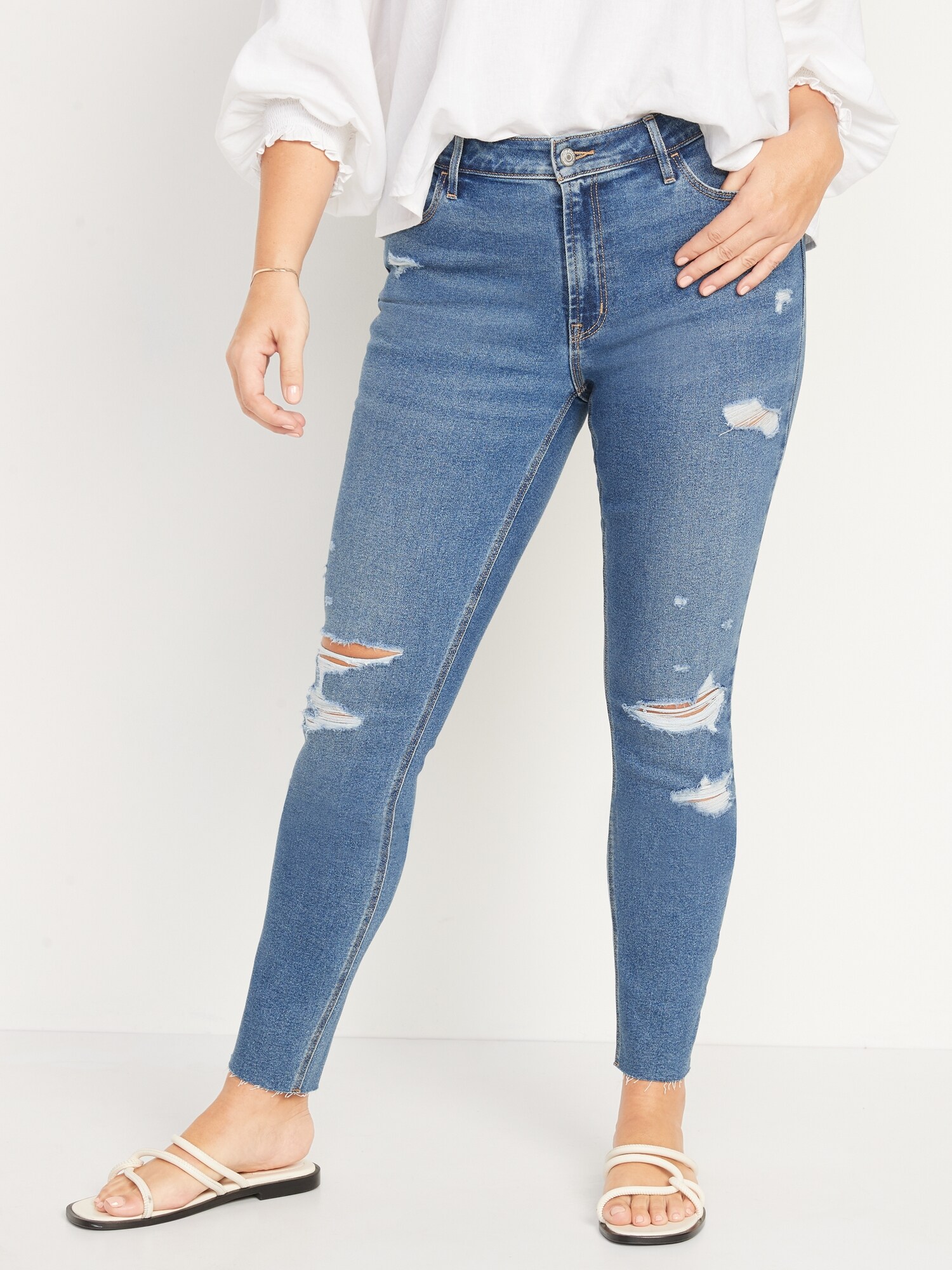 Old Navy Rockstar Mid Rise Jeans Size 4 – Love me long time Boutique