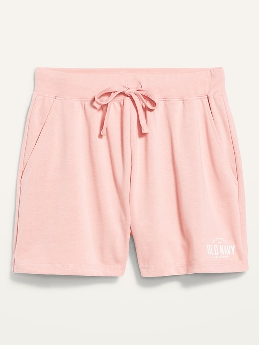 L'image numéro 4 présente Short de sport rétro à logo à taille très haute pour Femme, entrejambe de 7,5 cm