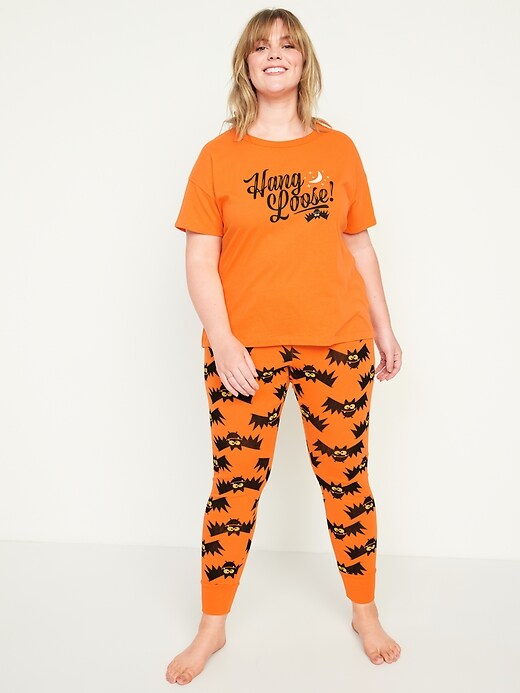L'image numéro 7 présente Pyjama à imprimé assorti d'Halloween pour Femme