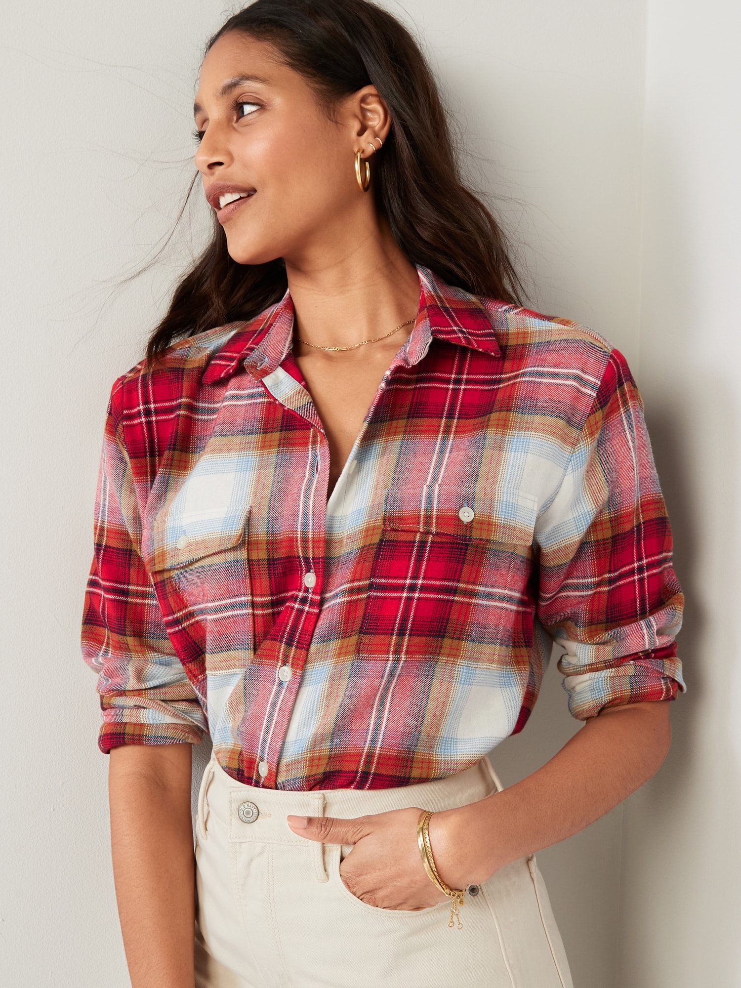 Old Navy Long-Sleeve Plaid Flannel Boyfriend Tunic Shirt for Women red. 1