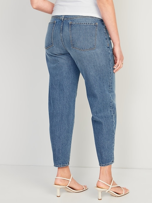 Image number 2 showing, Maternity Full Panel Slouchy Taper Cropped Jeans