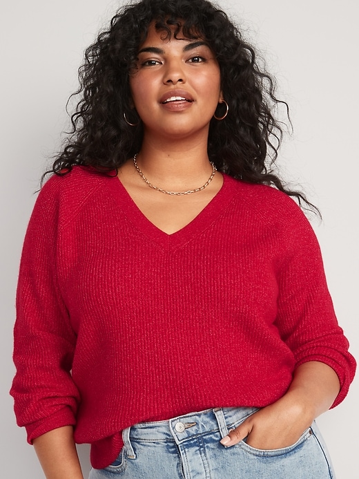 Image number 5 showing, V-Neck Shaker-Stitch Cocoon Sweater