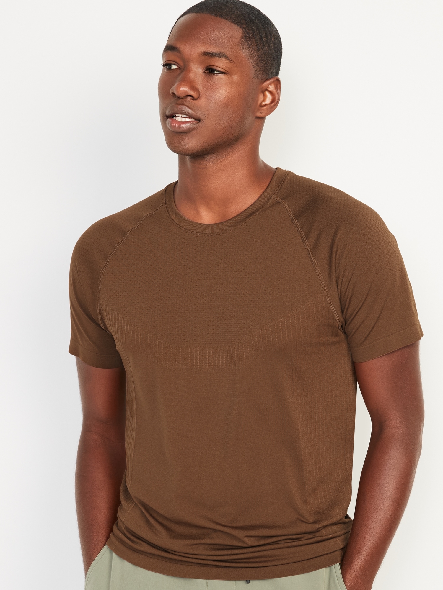 Go-Fresh Odor-Control Seamless Performance T-Shirt - Brown