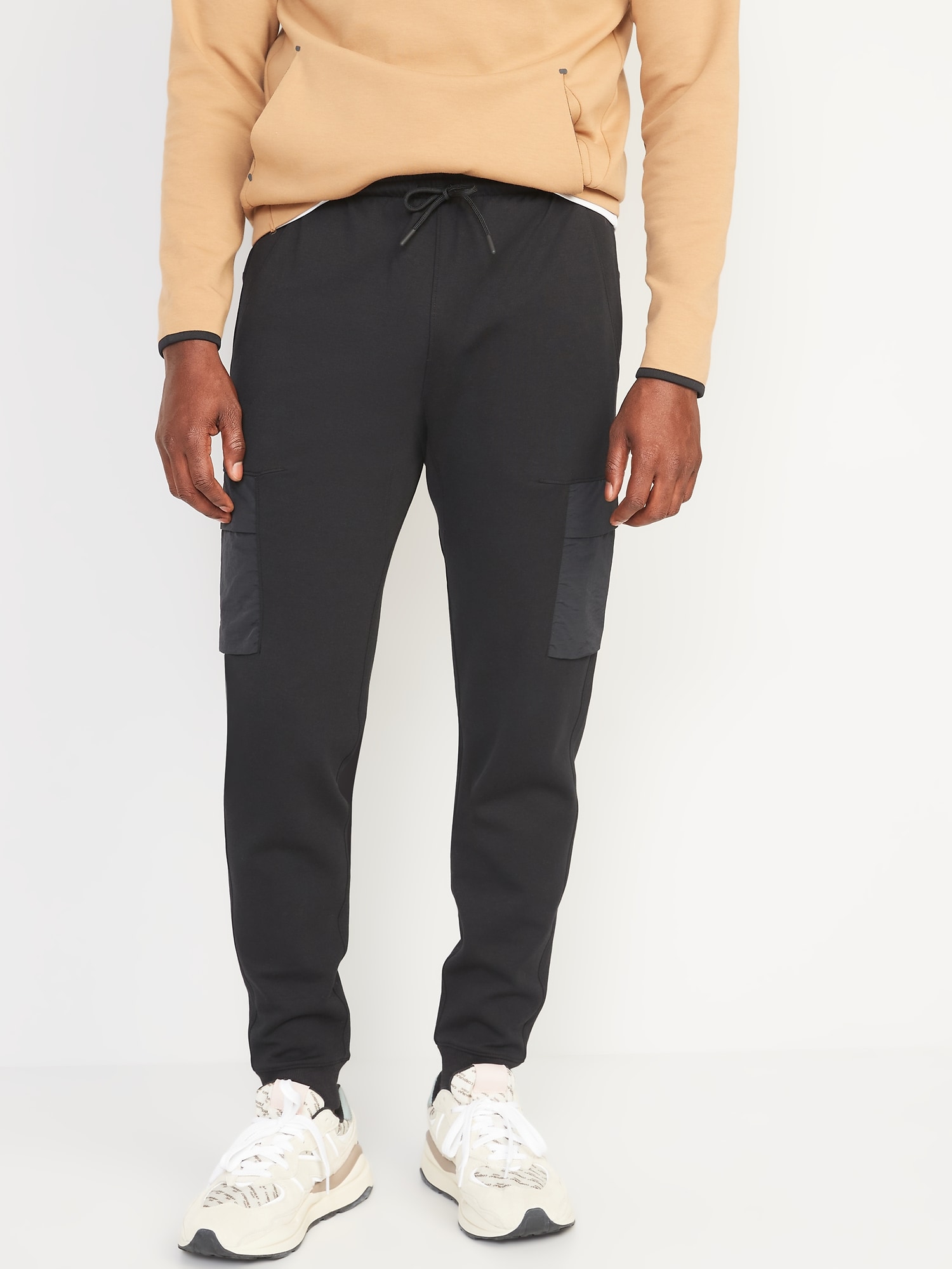 Old Navy Dynamic Fleece Tapered-Fit Sweatpants for Men – Search By Inseam