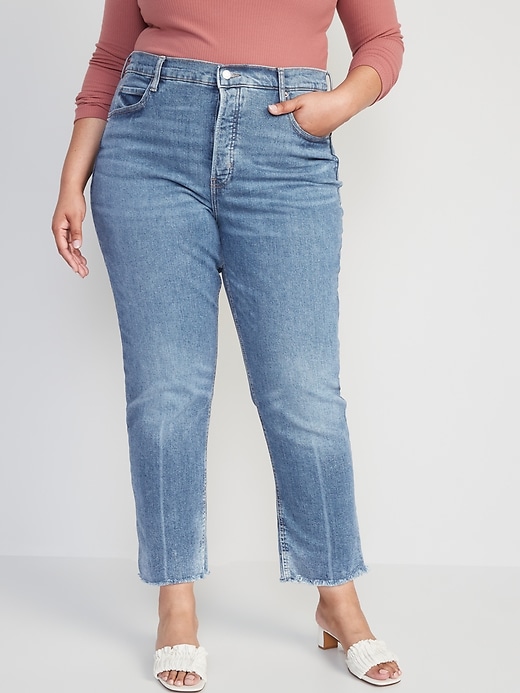 Extra High-Waisted Button-Fly Straight Cut-Off Jeans | Old Navy