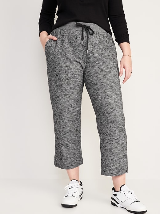 Image number 5 showing, High-Waisted Cropped Straight Sweatpants