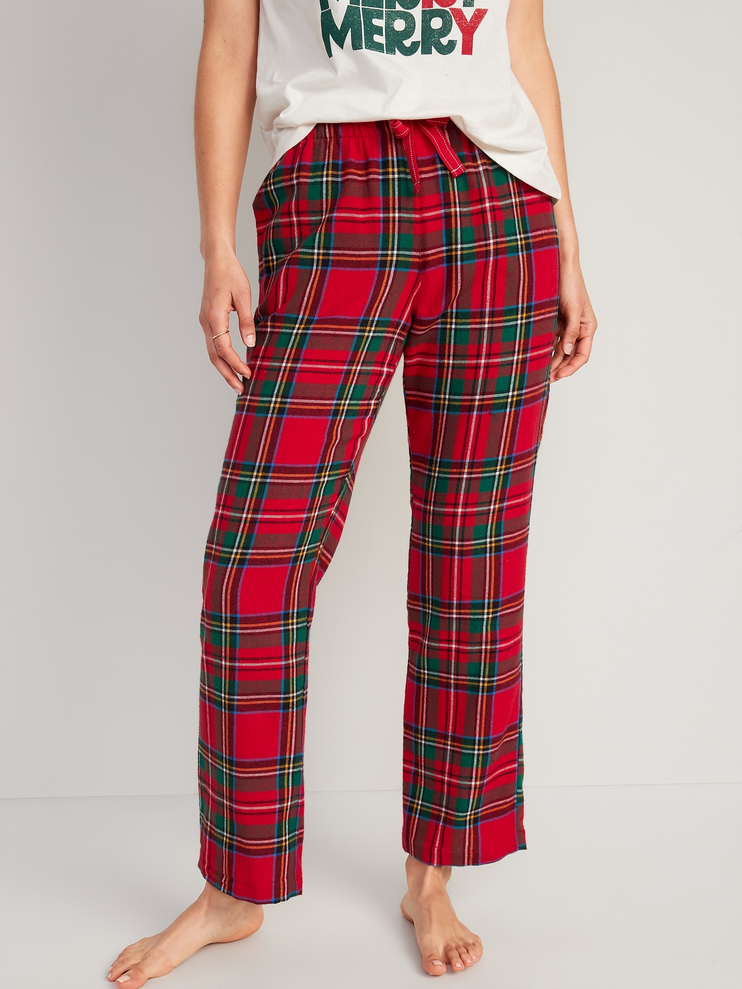 Old Navy Mid-Rise Printed Flannel Pajama Pants for Women red. 1