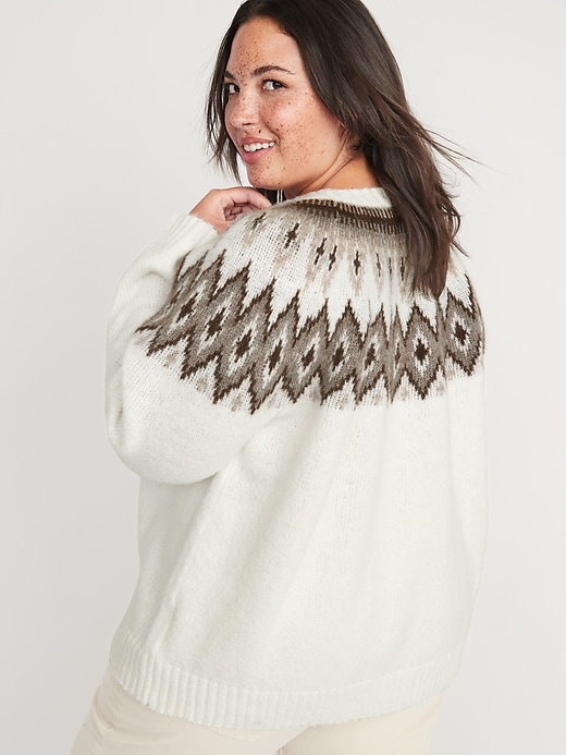 L'image numéro 8 présente Chandail douillet à mailles perlées à jacquard pour Femme