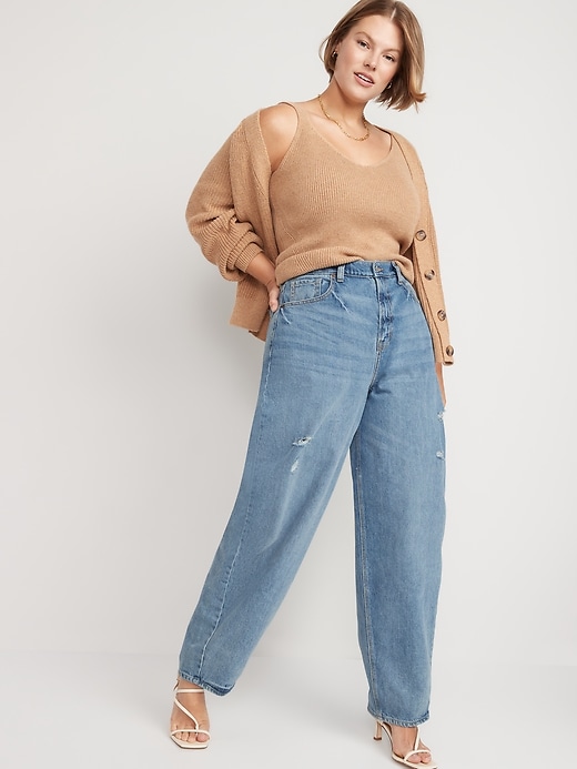 Image number 3 showing, Extra High-Waisted Ripped Non-Stretch Balloon Jeans