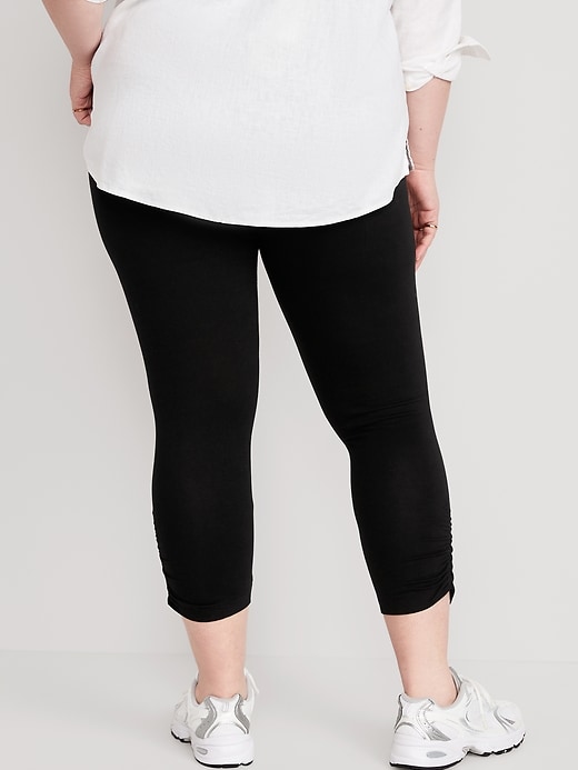 Image number 8 showing, High-Waisted Cropped Ruched Leggings for Women