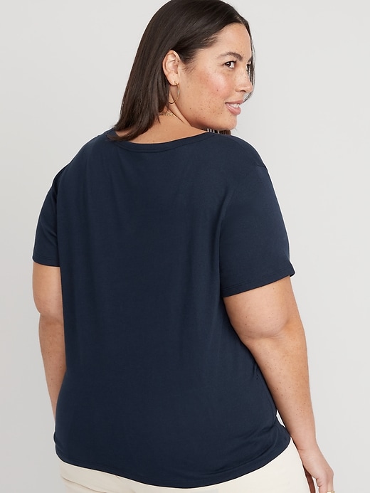 allbrand365 designer Womens Reflective V-Neck T-Shirt,Lavender  Lustre,Medium