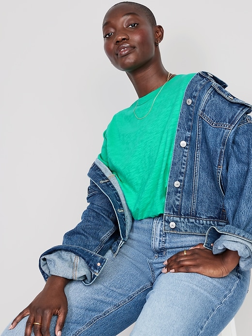 L'image numéro 3 présente T-shirt passe-partout ras du cou pour Femme